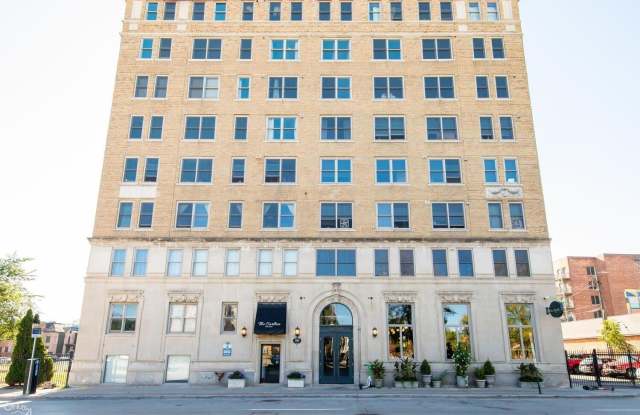 2915 John R - 2915 John R Street, Detroit, MI 48201