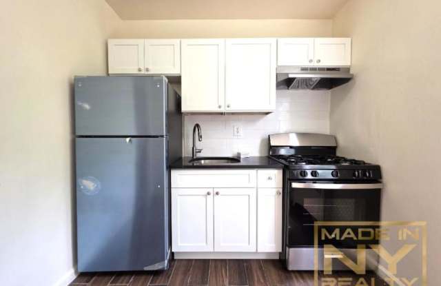 36-21 213th St photos photos