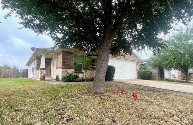 Fantastic 3/2 w/ Study/Flex Room in Cibolo ~ Conveniently located to Randolph AFB & Steele High School! Gallery 3