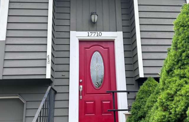 Beautifully Updated Fairwood Cul-de-Sac Home – Fresh Paint Throughout! photos photos Beautifully Updated Fairwood Cul-de-Sac Home – Fresh Paint Throughout! photos photos