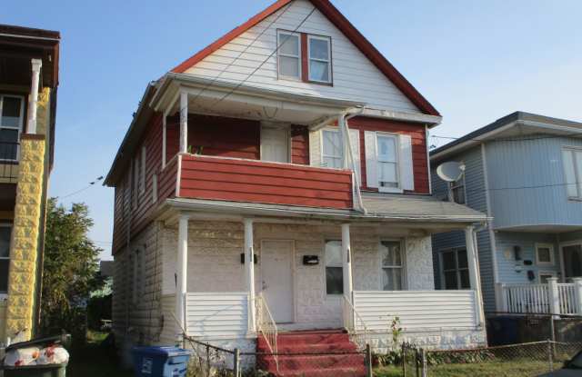 215-217 Deforest Avenue - 1 photos photos