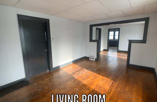 203 S Virginia Ave Gallery 2