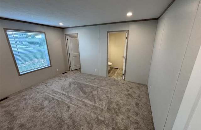 5449 Mount Court Gallery 4