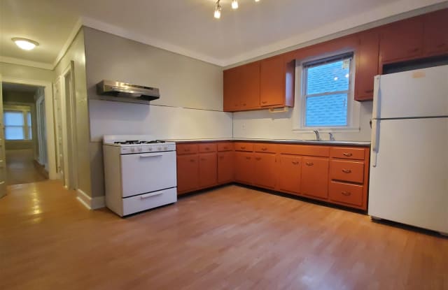 746 Kennedy Blvd - 746 Kennedy Blvd, Bayonne, NJ 07002