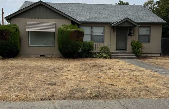 Very Large 1 Bedroom 1 Bathroom Home Available Now photos photos