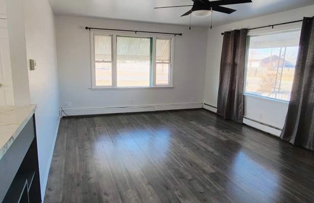 25618 Everett Road Gallery 3