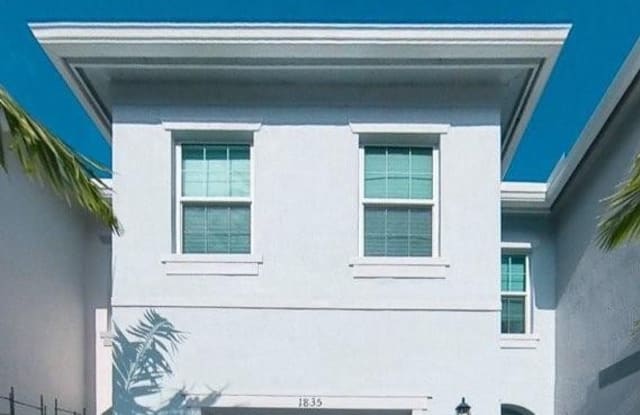 1835 SE Roxy Way - 1835 Southeast Roxy Way, Stuart, FL 34996 1835 SE Roxy Way - 1835 Southeast Roxy Way, Stuart, FL 34996