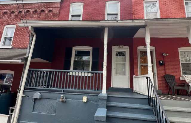 FOUR BEDROOM/ONE BATH ROW photos photos