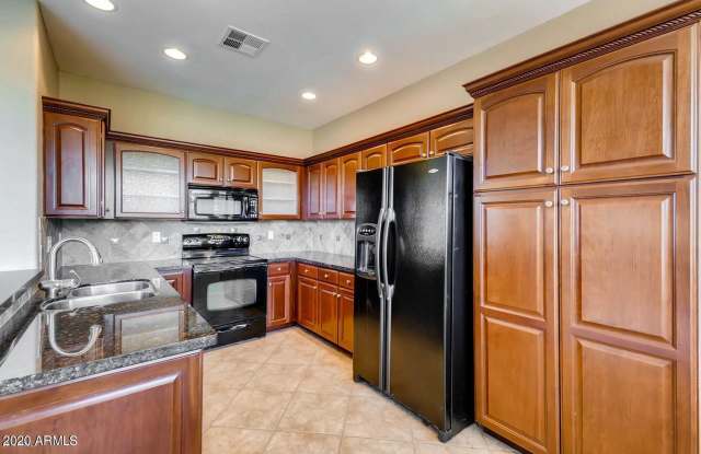 2241 N 135TH Drive Gallery 3
