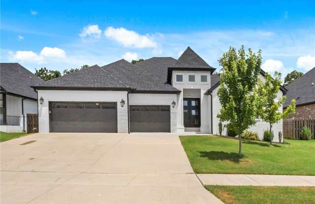 1440 Westridge Lane Gallery 1