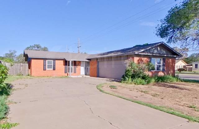 3400 Teckla Boulevard Gallery 2