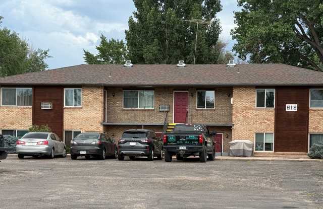 Cute 2B/1B Available in Windsor! photos photos