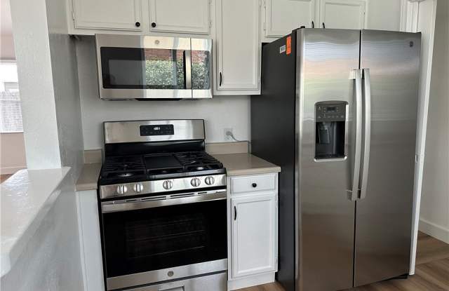 4930 N Vincent Avenue photos photos