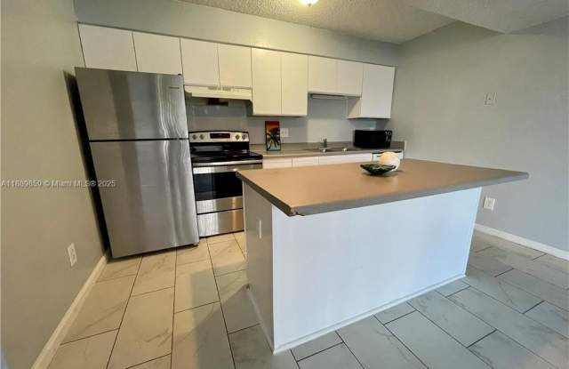 3985 W Mcnab Rd photos photos 3985 W Mcnab Rd photos photos