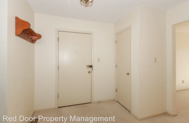7450 Lions Head Dr Unit A Gallery 4