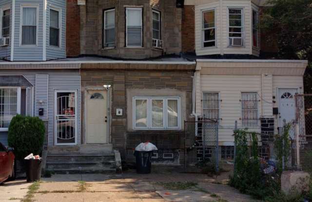 190 W Roosevelt Blvd photos photos