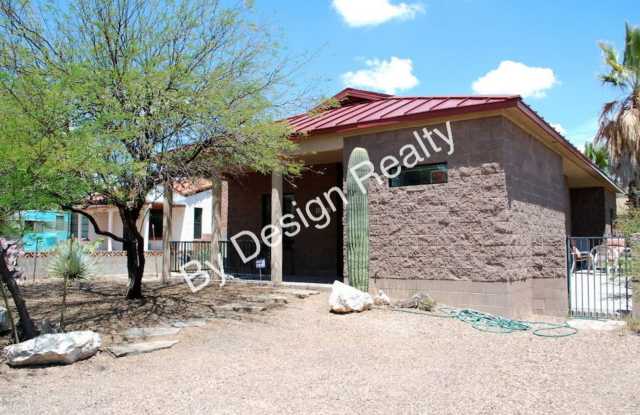 Mountain Ave 3 Bed 2 Bath Home - Contemporary Block Construction photos photos