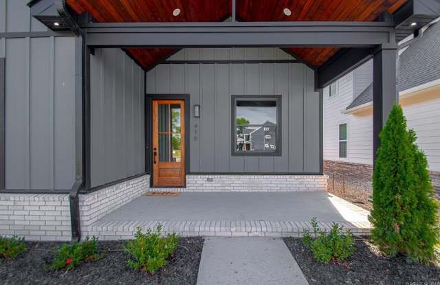 416 Gardens Lane Gallery 4