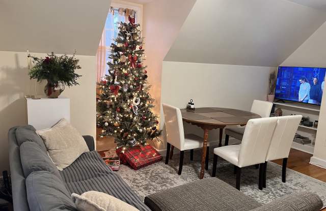 28 7th Street photos photos