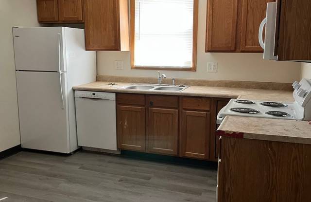 3 Bd Townhome Gallery 4