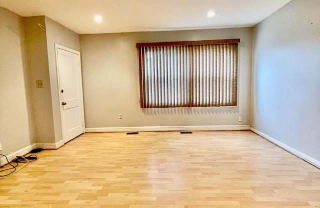 2914 CLEARVIEW Avenue Gallery 4