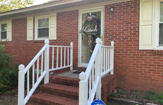 2909 Rose Street photos photos