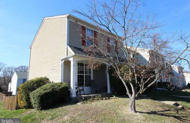 2922 MADEIRA COURT Gallery 2