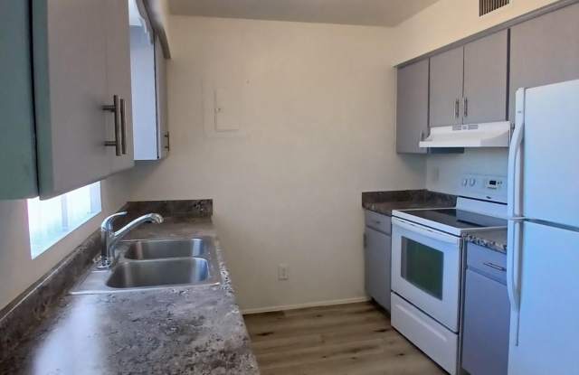 370 W MOHAVE Street unit: 3 photos photos 370 W MOHAVE Street unit: 3 photos photos