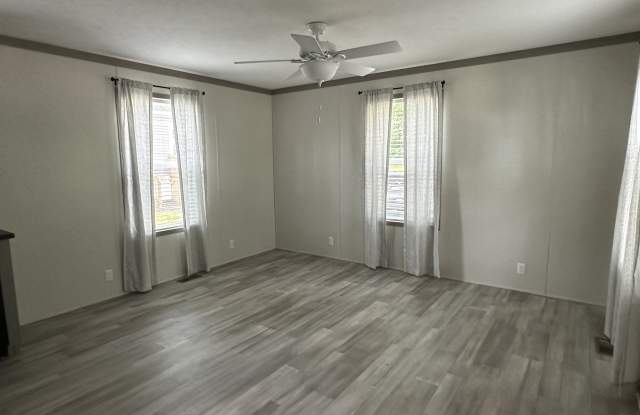 1080 Colonial Trail Gallery 3