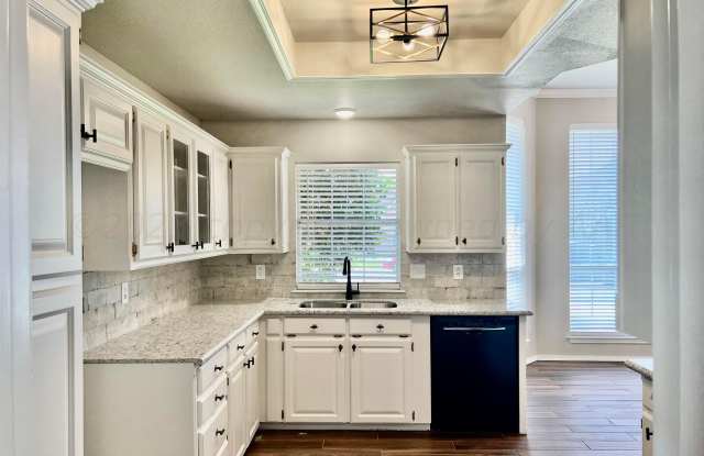 5805 Andover Drive Gallery 3