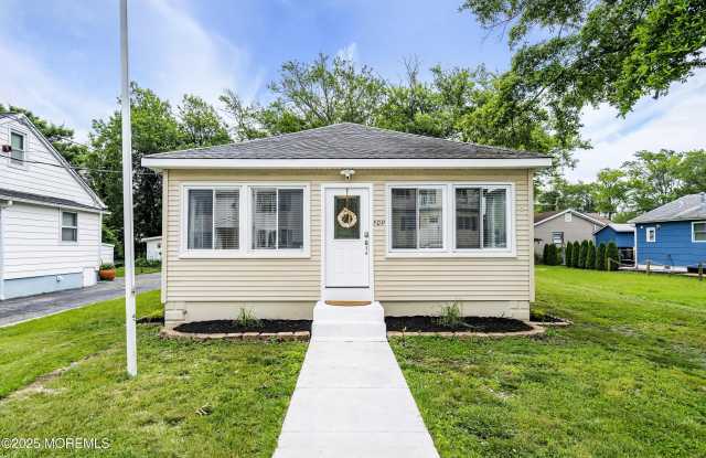 509 Monmouth Avenue photos photos