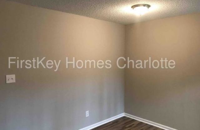 104 Saddle Ridge Court Gallery 4