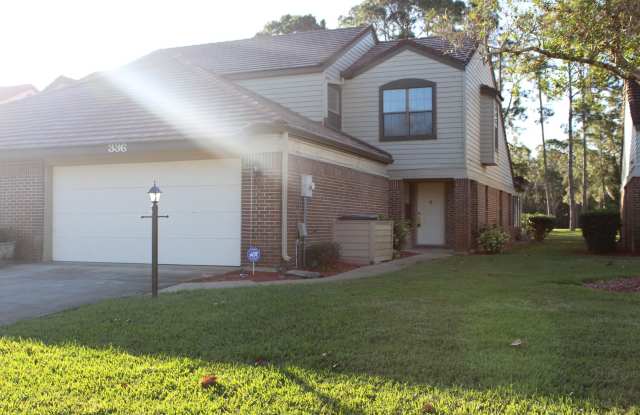 Spacious Townhome in Pelican Bay! photos photos