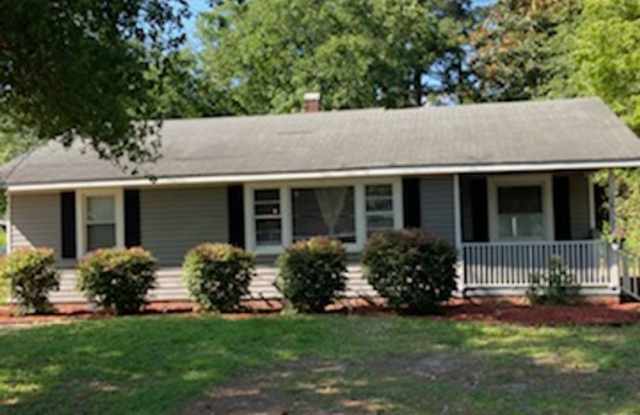 Charming and Updated 3 BR, 1 BA in Goldsboro photos photos