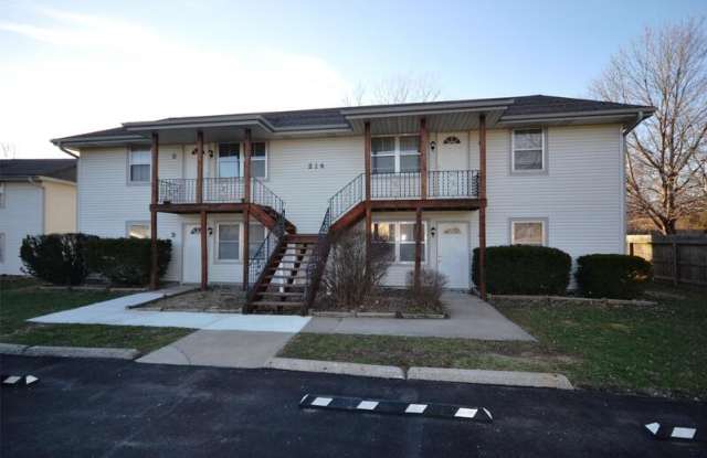 214 SE Wingate St - A Gallery 4