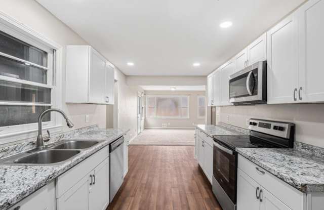 3 Bedroom 2 Bath Gem in Fayette County School District Gallery 4