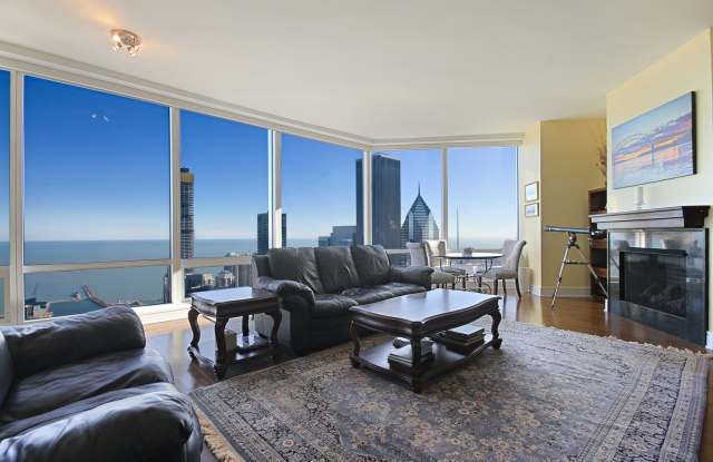 401 North Wabash Avenue Gallery 3