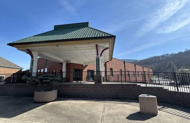 Industrial Style. Downtown Energy. Elevated Living. photos photos