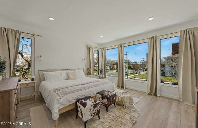 500 8th Avenue Gallery 3