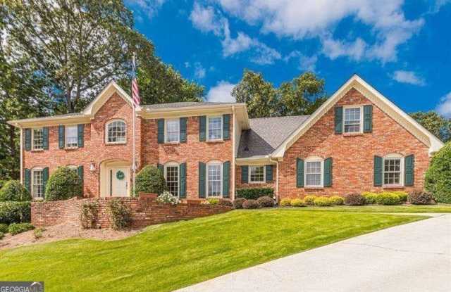 5581 Stapleton Drive - 5581 Stapleton Drive, Dunwoody, GA 30338