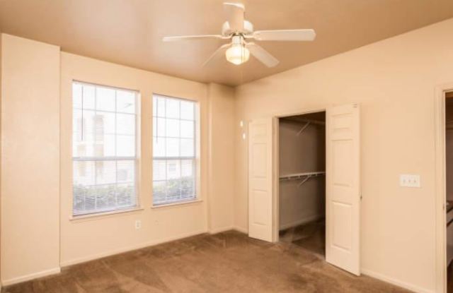 3039 SE Military Dr Gallery 4