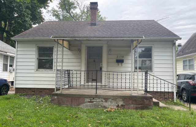 SINGLE FAMILY HOME 2 bd 1 bath, $950 photos photos