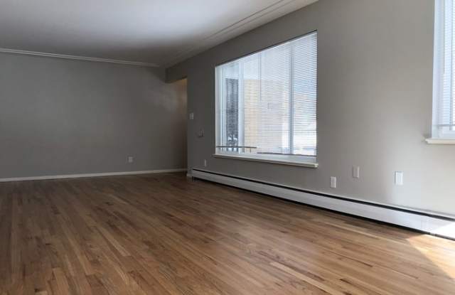 1091 Kenton Street Gallery 2
