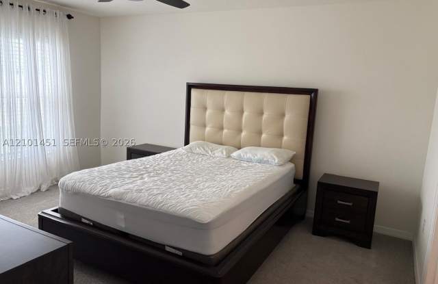 7467 SAIL CLOVER LN Gallery 3