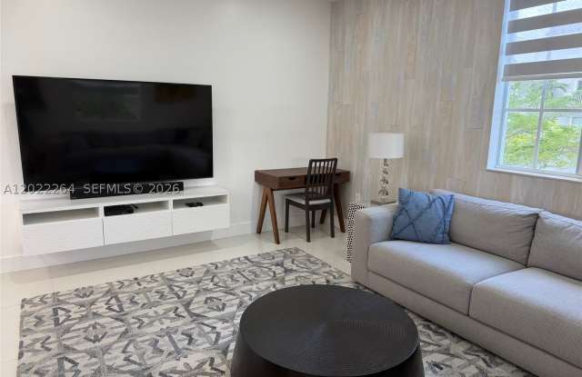 115 Mendoza Ave Gallery 3