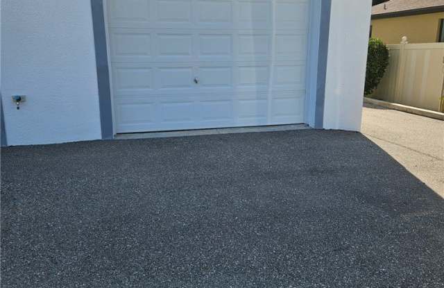 4425 SW Santa Barbara Place Gallery 2