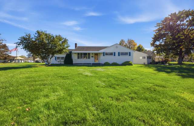 3135 Estates Cir Gallery 1