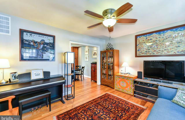 2142 BRANDYWINE STREET - 2142 North Brandywine Street, Arlington, VA 22207