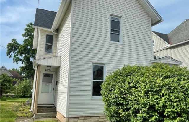 332 Shaw St photos photos