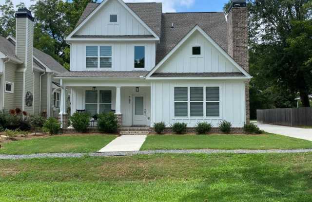 352 Davis - 352 Davis Street, Monroe, GA 30655
